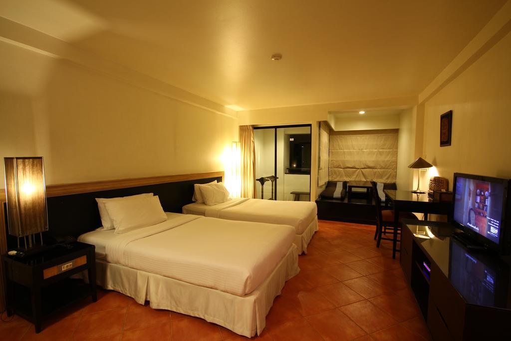 Avantika Boutique Hotel Patong Extérieur photo