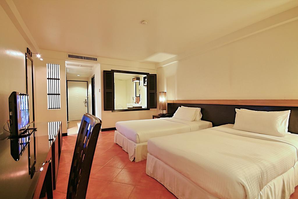 Avantika Boutique Hotel Patong Extérieur photo